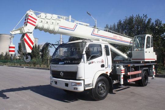 點擊查看詳細(xì)信息<br>標(biāo)題：12-16噸汽車吊 閱讀次數(shù)：4329