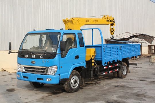 點(diǎn)擊查看詳細(xì)信息<br>標(biāo)題：東風(fēng)隨車吊 閱讀次數(shù)：3158