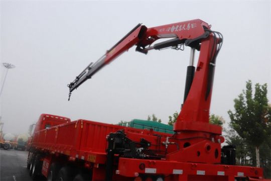 點擊查看詳細信息<br>標題：SQ5S3  5噸折疊臂 閱讀次數(shù)：3311